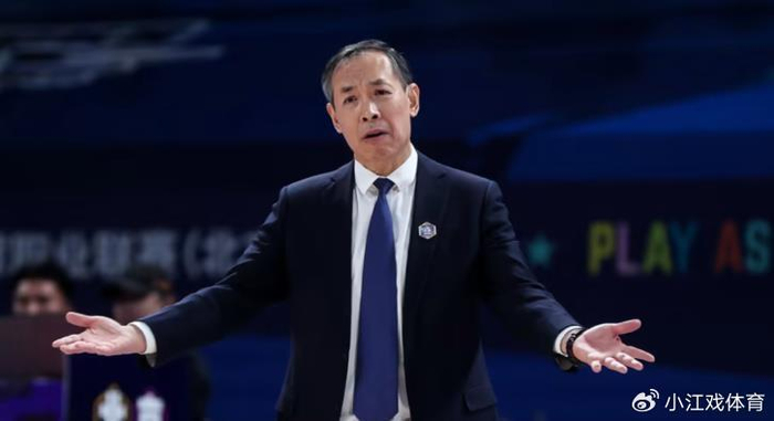 赵睿受伤缺阵，北京首钢队4战3败，许利民指导接近下课|深圳队|常规赛|曾凡博|山东男篮|广东男篮_新浪体育_新浪新闻