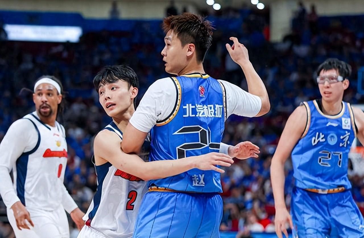 亚洲区-广东19点35VS北京，杜锋新首发五虎将出炉，2大奇兵或空降驰援